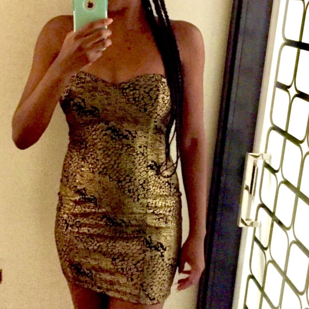 Forever 21 strapless mini dress - Medium